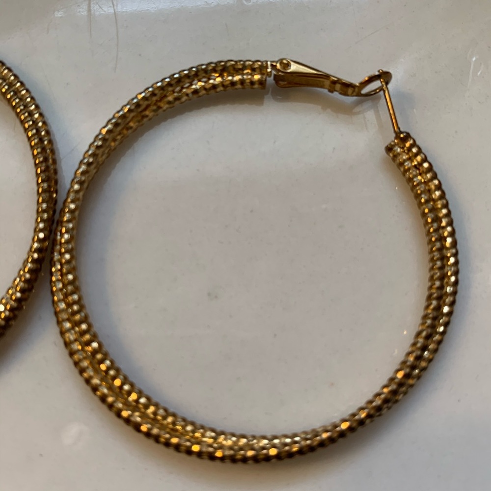 Gold textured hoop earrings
